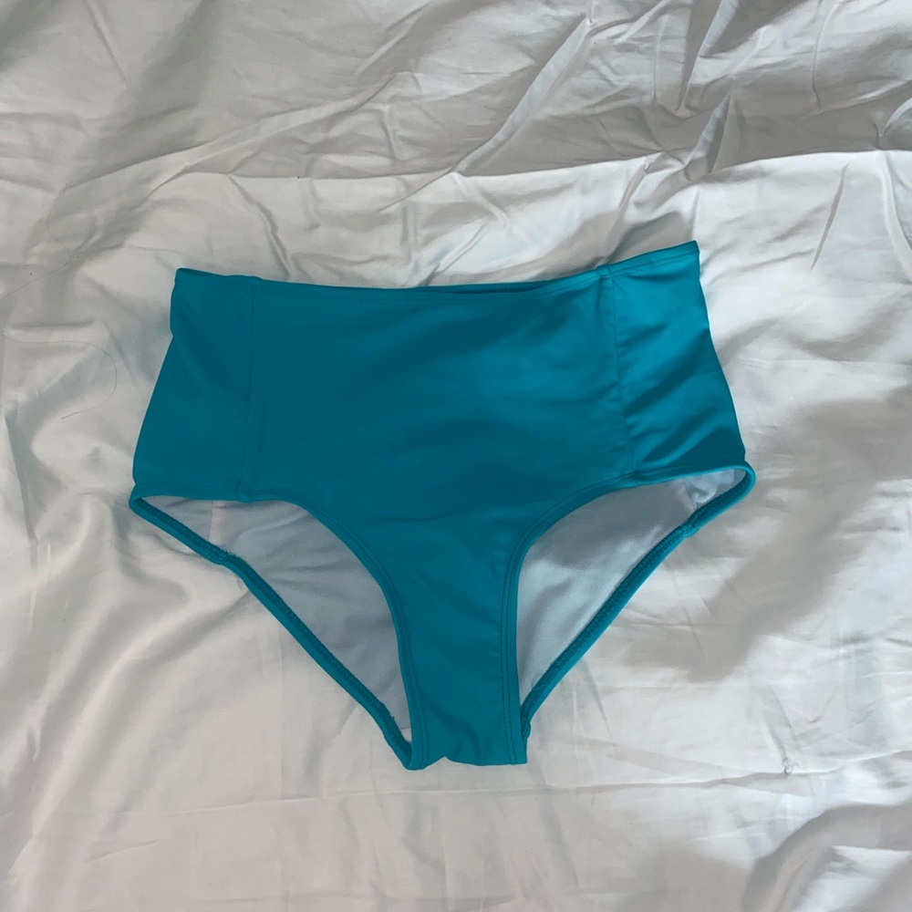 Blue Pretty Little Thing high waisted bikini bottoms